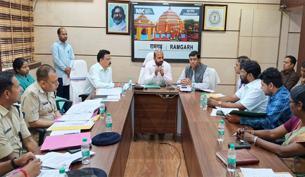 NEET परीक्षा 2026 को लेकर अलर्ट मोड में प्रशासन, DC ने दिए सख्त निर्देश