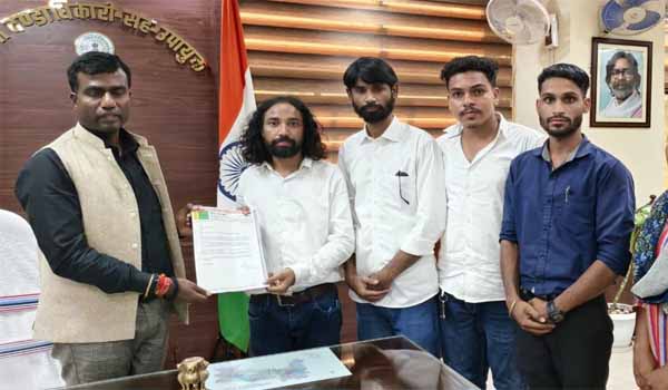 रांची में होमगार्ड अभ्यर्थियों का उग्र आंदोलन, समाहरणालय का 4 घंटे घेराव