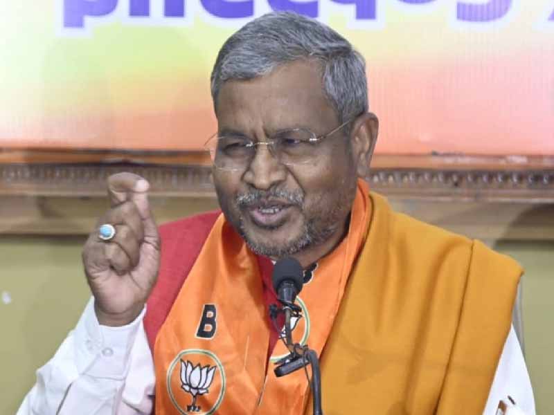 Jharkhand Politics: बाबूलाल मरांडी बोले- धर्मांतरण करने वाले कैसे मांग सकते हैं आदिवासी अधिकार?
