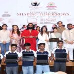 Actress Shivani Sharma ने की शिवानीशर्मा फाउंडेशन की शुरुआत, मुंबई में 50 बच्चों को मिला लैपटॉप
