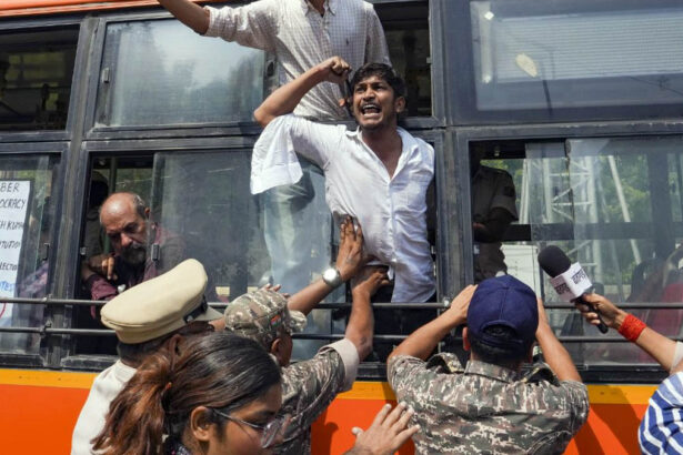 CJP Protest: CJP प्रदर्शन पर कार्रवाई को लेकर क्यों घिरी दिल्ली पुलिस ?