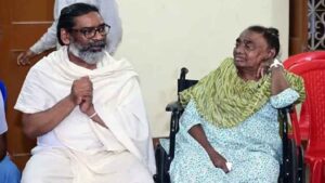 हेमंत सोरेन की मां रूपी सोरेन का निधन, रांची के अस्पताल में ली अंतिम सांस